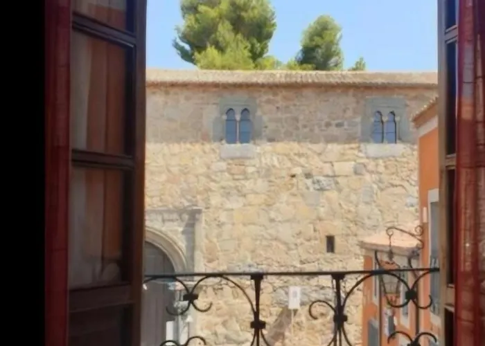 호텔 Posada Del Rastro 2*