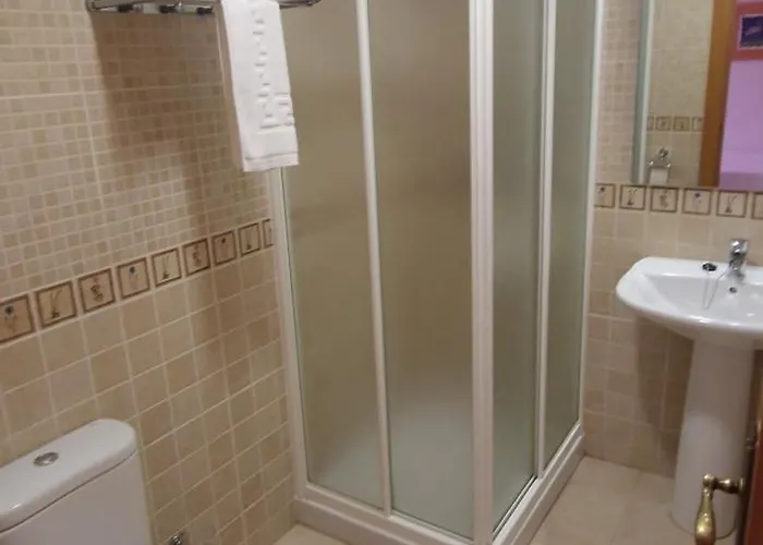 Posada Del Rastro 2*